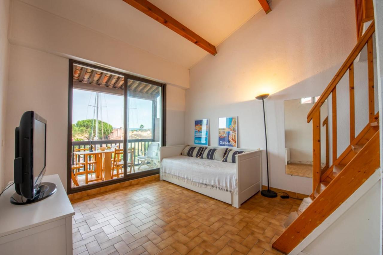 Nice Apt In Front Of The Marina In Grimaud Apartment Bagian luar foto